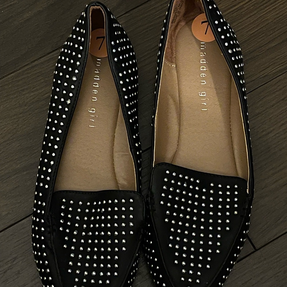 Studded flats